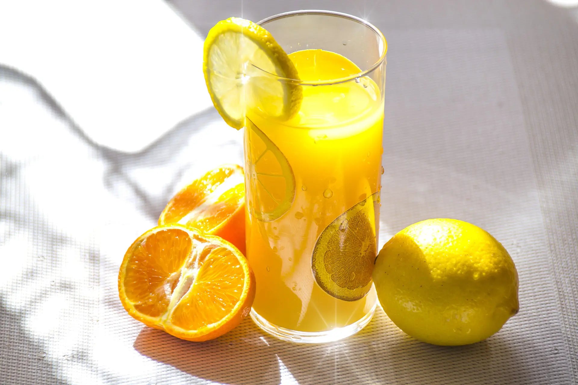 2024/04/fruit-juice-1332072_1920.jpg