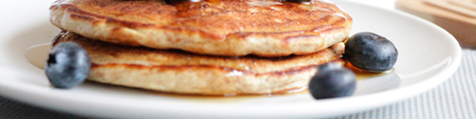 2024/04/receta-pancakes-proteico-arandanos-weider1600x400x1600x400.png